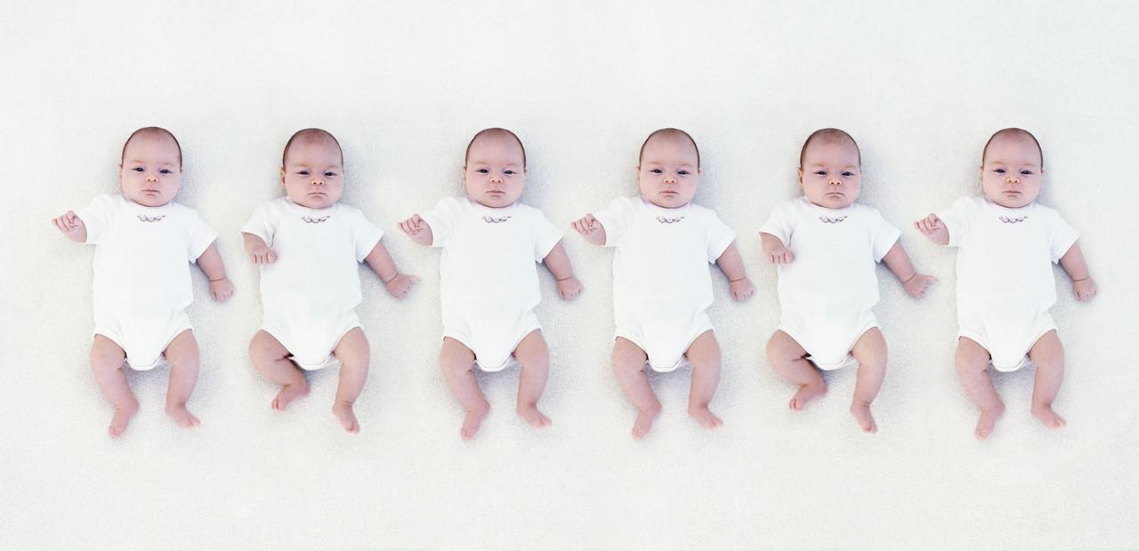 Признаки клона. Дети клоны. Младенцы одинаковые. Клемирования человека.